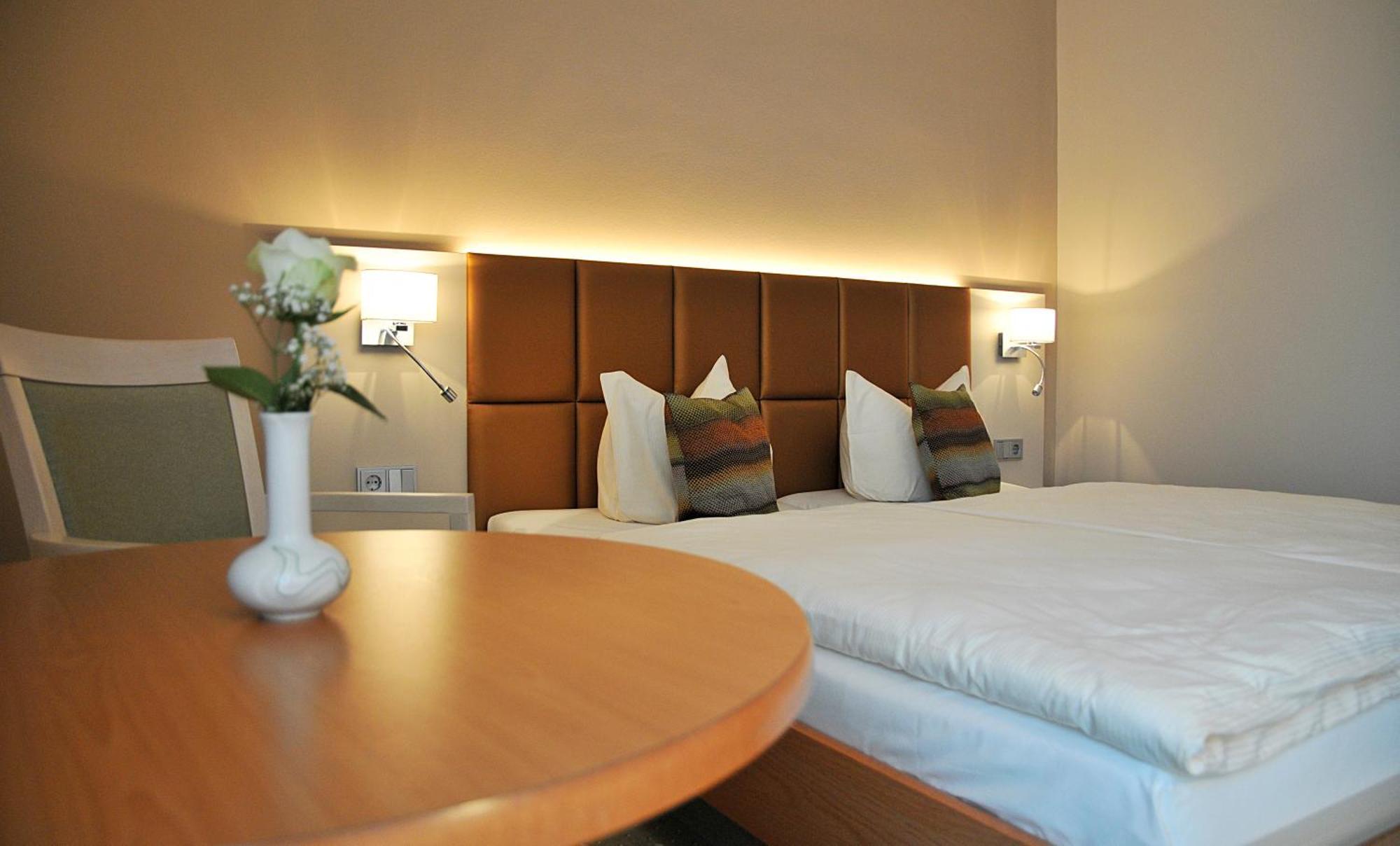 Hotel Friesen Werdau Extérieur photo