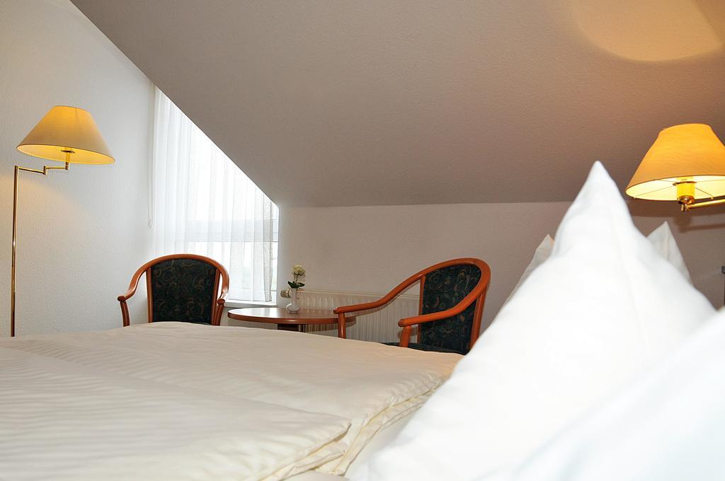 Hotel Friesen Werdau Extérieur photo