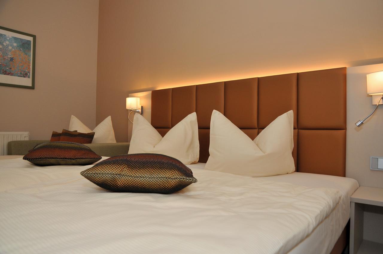 Hotel Friesen Werdau Extérieur photo